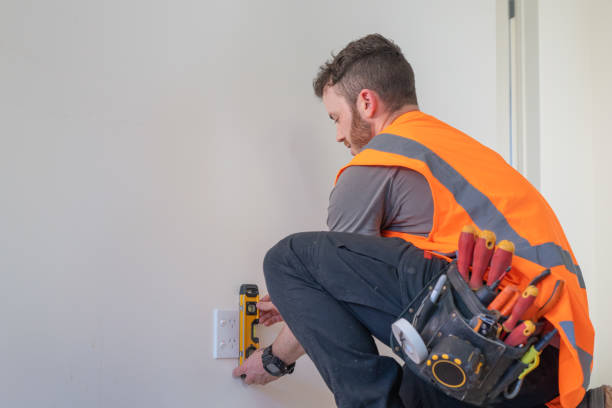 Best Licensed Electrician  in Tullahoma, TN